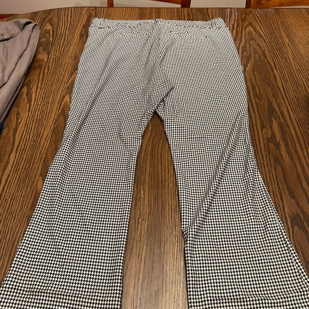 Torrid Studio Pointe Pant - Picture 5 of 5